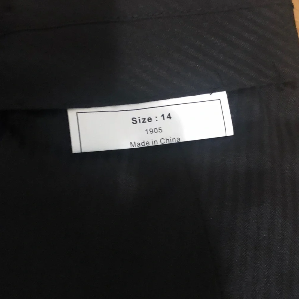 Jos. A. Bank Boys Navy Two-Piece Suit size 14
